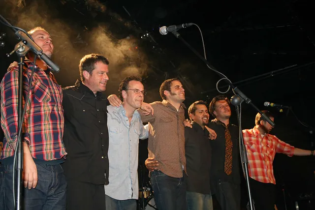 `Calexico`