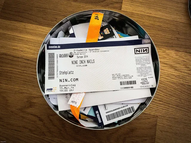 `Das Ticket`