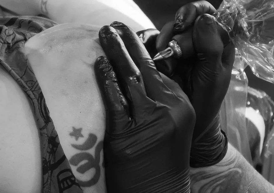 2014_08_tattoo-session-222-e1582811858196