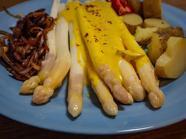 `Hollandaise`