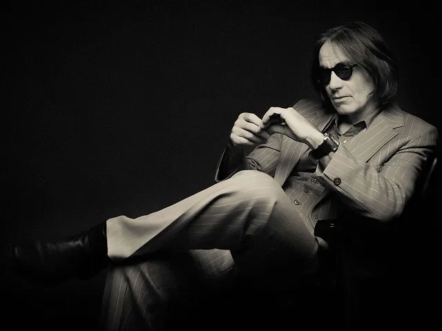 Singer-Songwriter Vinny Peculiar im Interview