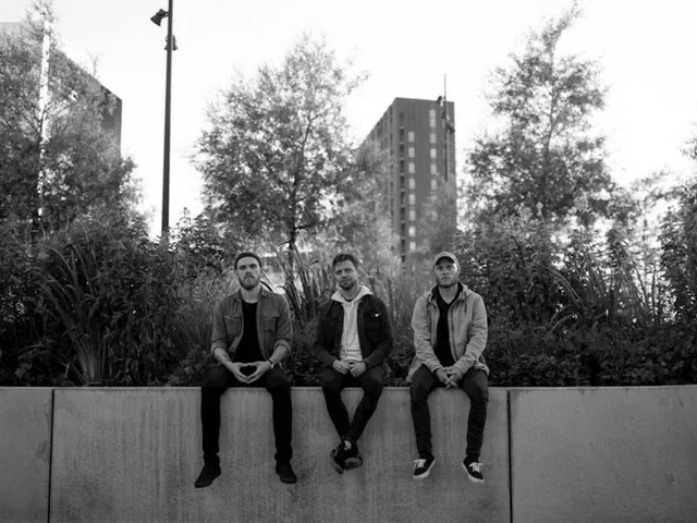 Kollapse – "Sult"