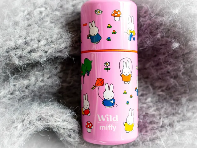 Das neue Miffy-Case von WILD Cosmetics