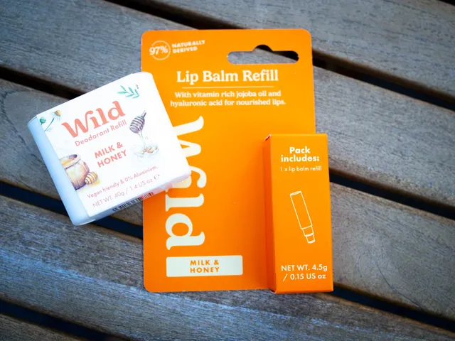 WILD Refills Milk & Honey für Lippenpflege und Deo.